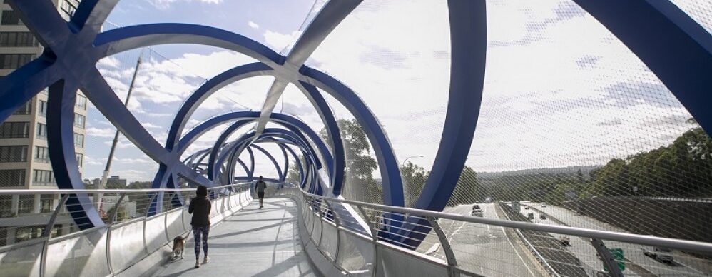 Bridge-Macquarie Centre Link