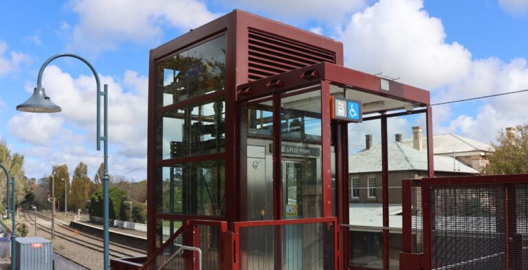 Moss Vale Train Station